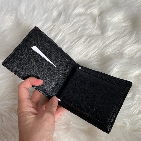 Coach Men’s Wallet - Picture 5 of 8